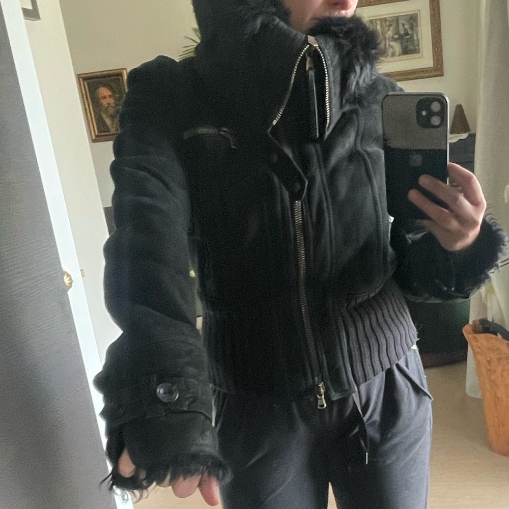 Shearling suede bomber by Patrizia Pepe size. 42